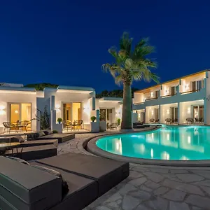 4* Ξενοδοχείο Omnia Mykonos Boutique &